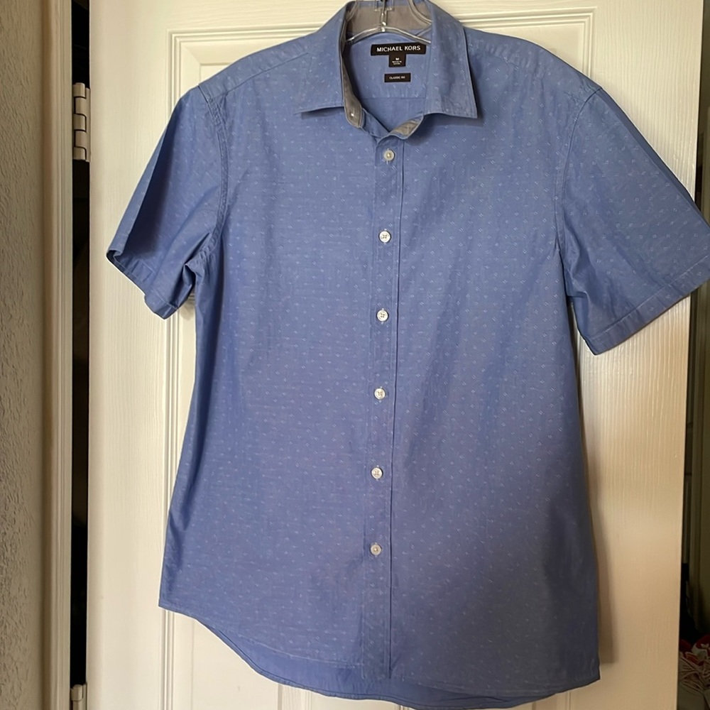 Michael Kors classic fit men’s short sleeve button down shirt blue cotton size M